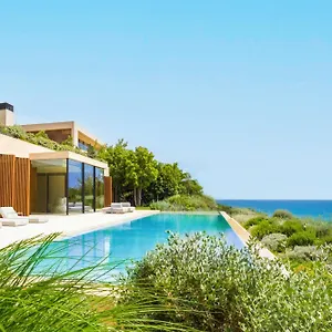 Green Coast بالاسي
